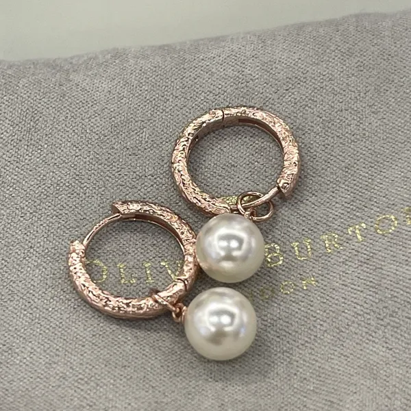 Khuyên tai Antique Pearl Charm